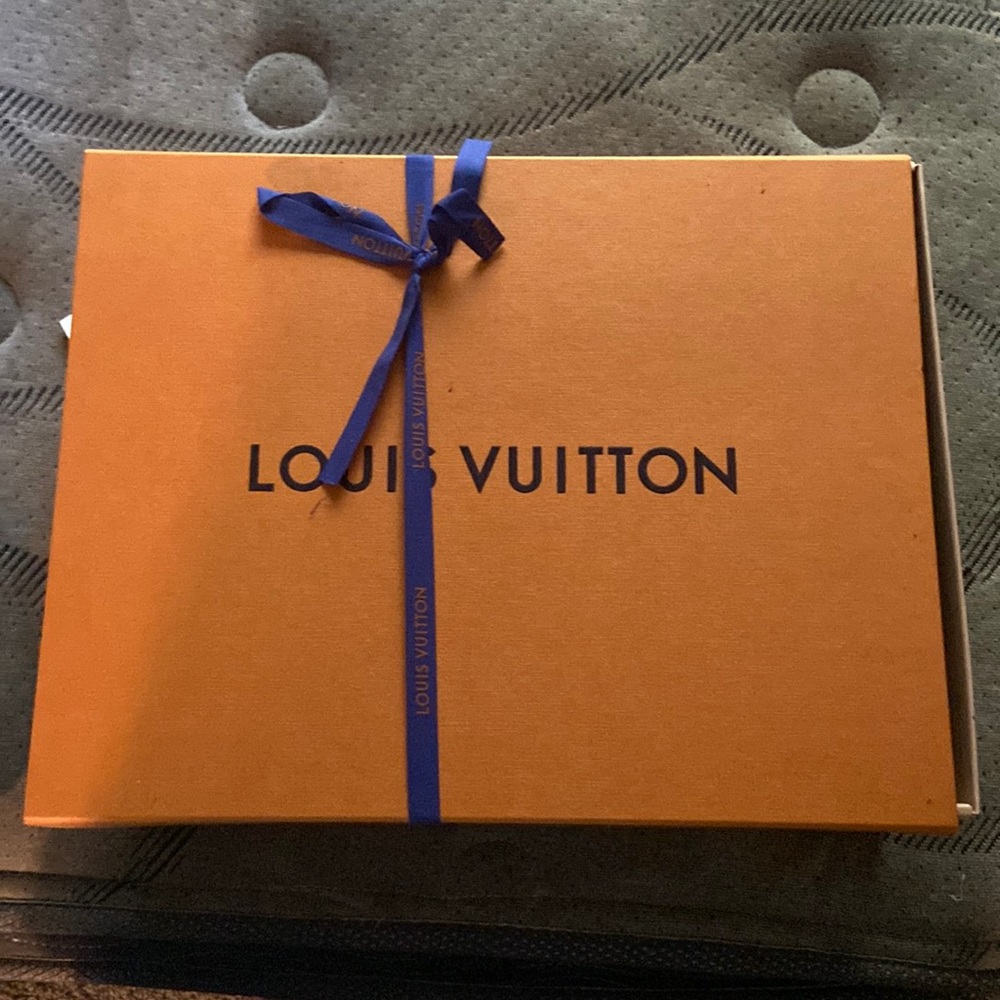 louis vuitton sandals